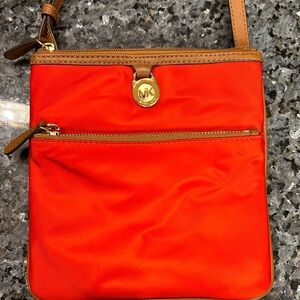 Adorable Michael Kors Crossbody purse
